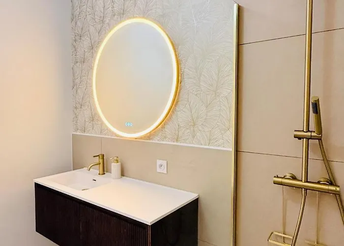 Baloe - 1 Min De La - Errasse Et Parking *