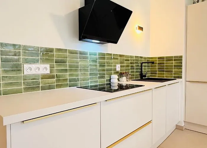 Apartment Baloe - 1 Min De La - Errasse Et Parking